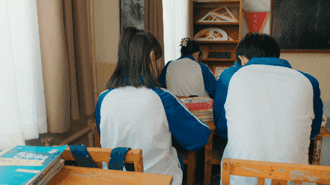 都要！小孩子才做选择！中文语音版 真人影像互动游戏 30G-6
