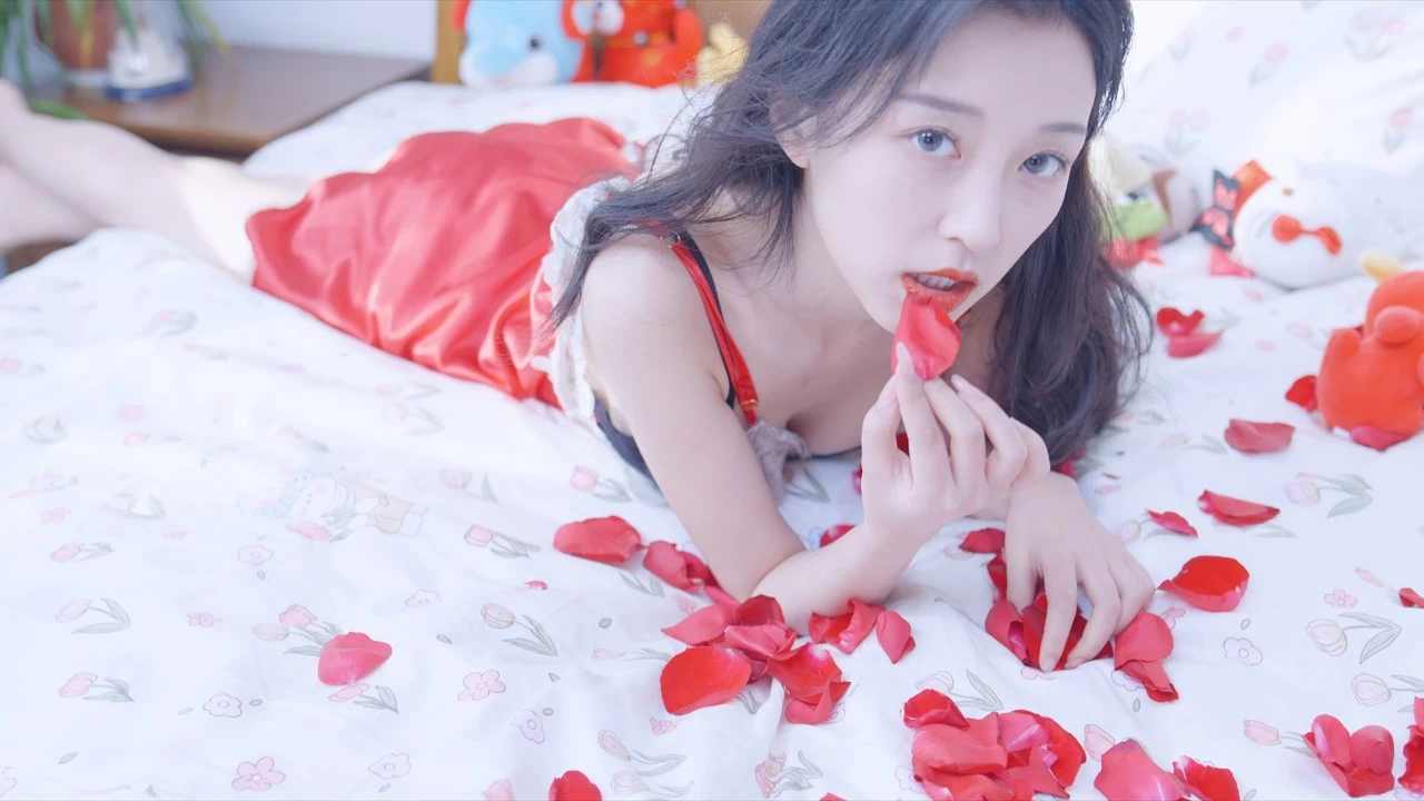 《哎呦！怎么这么多美女呀》真人美女互动影游 免安装中文版 -4